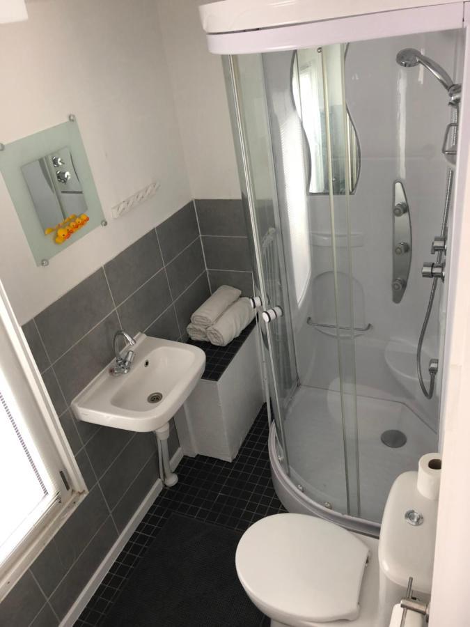 Luxury Studio On Robs Houseboat Special For Couples Amsterdam Dış mekan fotoğraf