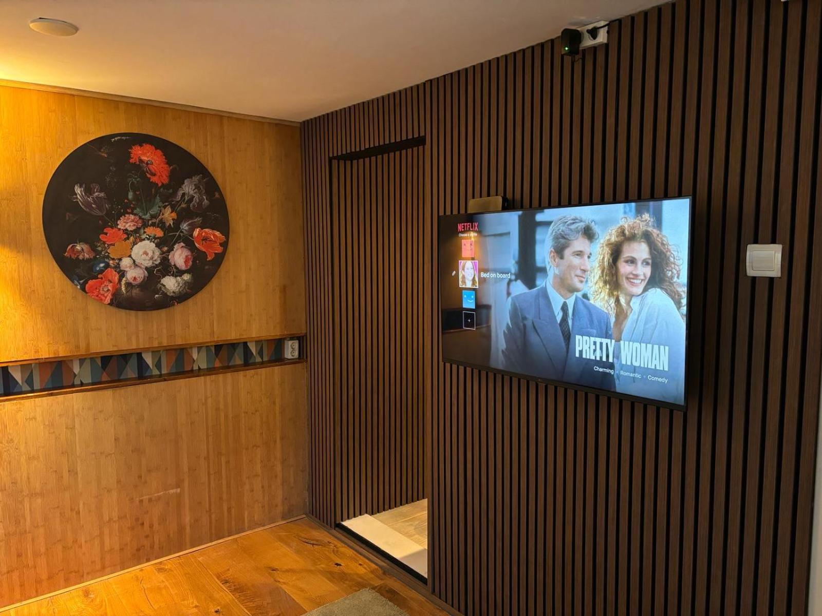 Luxury Studio On Robs Houseboat Special For Couples Amsterdam Dış mekan fotoğraf